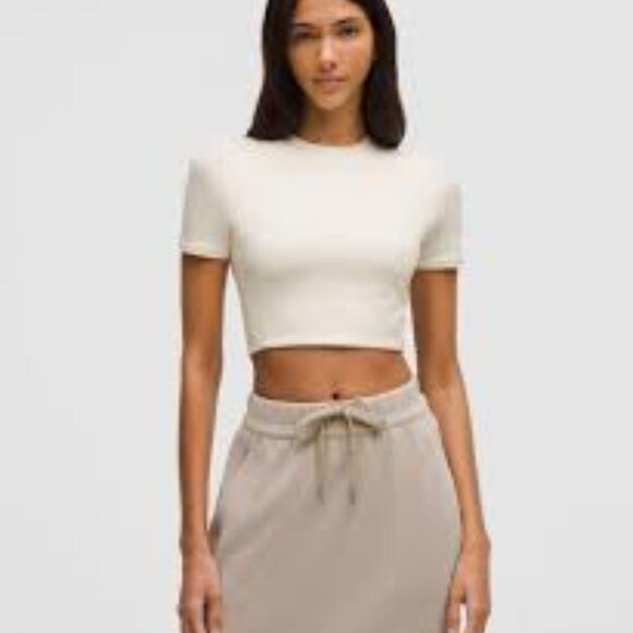 lululemon athletica Tops - NWOT Wundermost Nulu Crewnect Cropped T shirt  size L